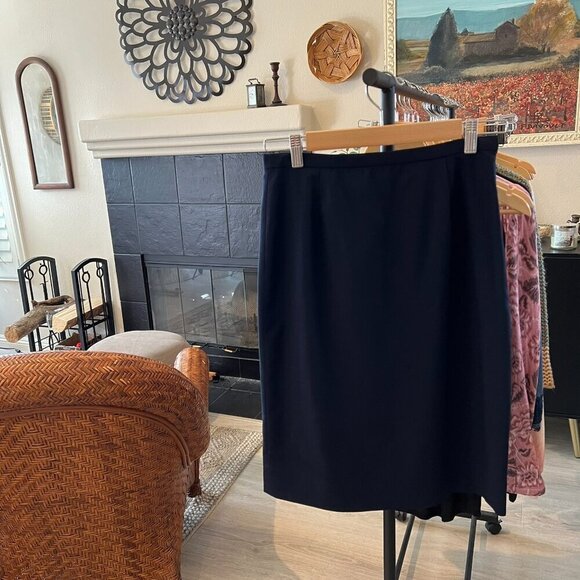 Pendleton Skirt Womens Size 2 Navy Blue Virgin Wool Blend Business Modern - Picture 14 of 14
